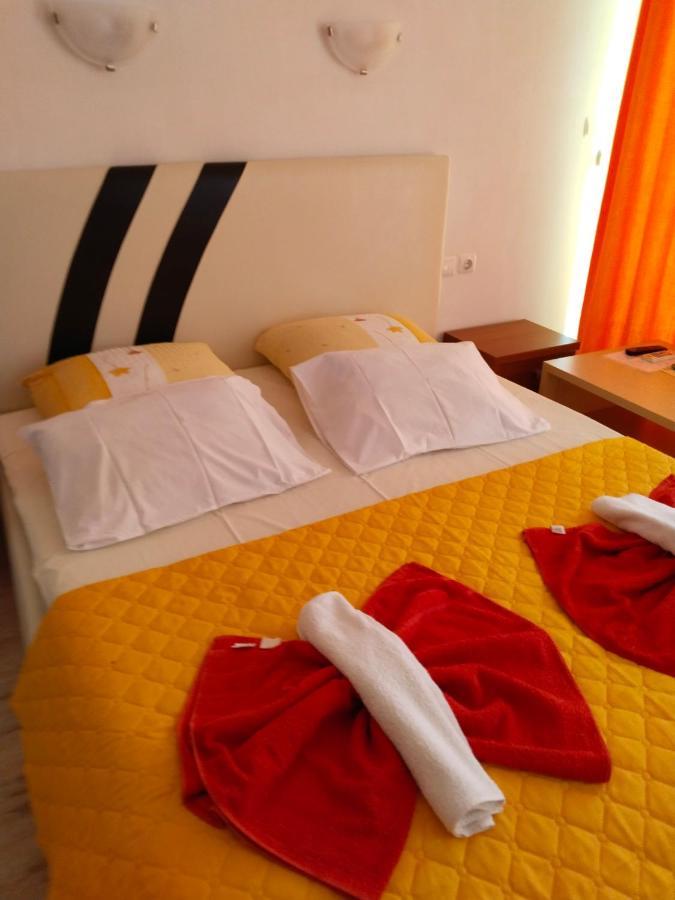 Appartement Apartament Janet à Pomorie Extérieur photo