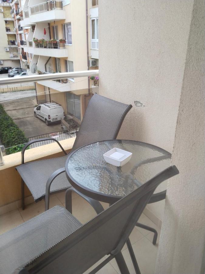 Appartement Apartament Janet à Pomorie Extérieur photo