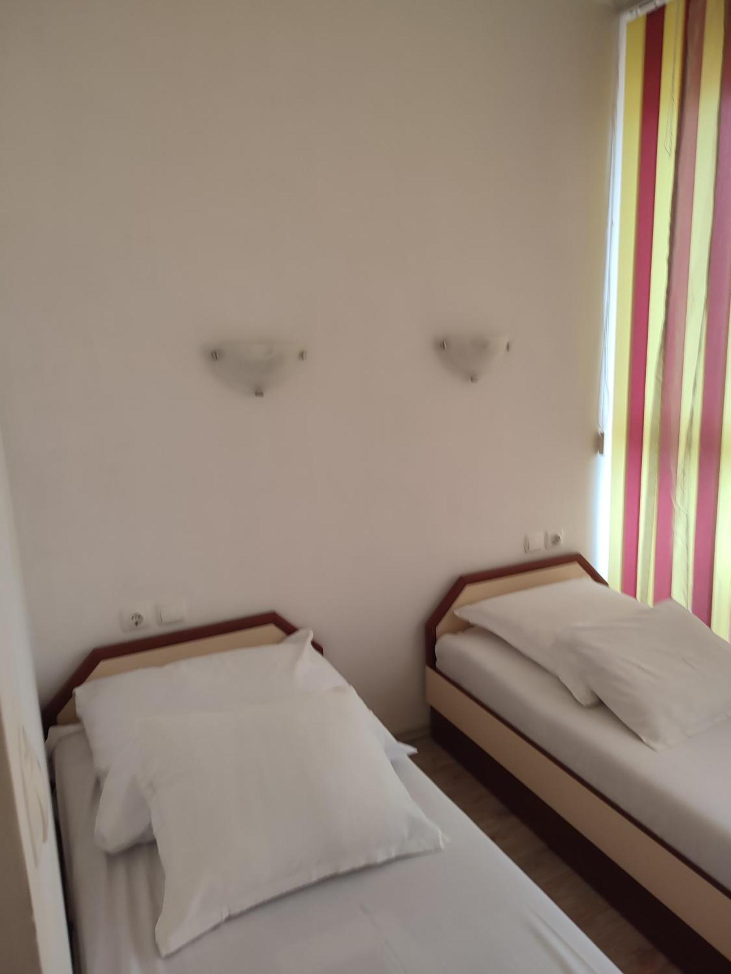 Appartement Apartament Janet à Pomorie Extérieur photo